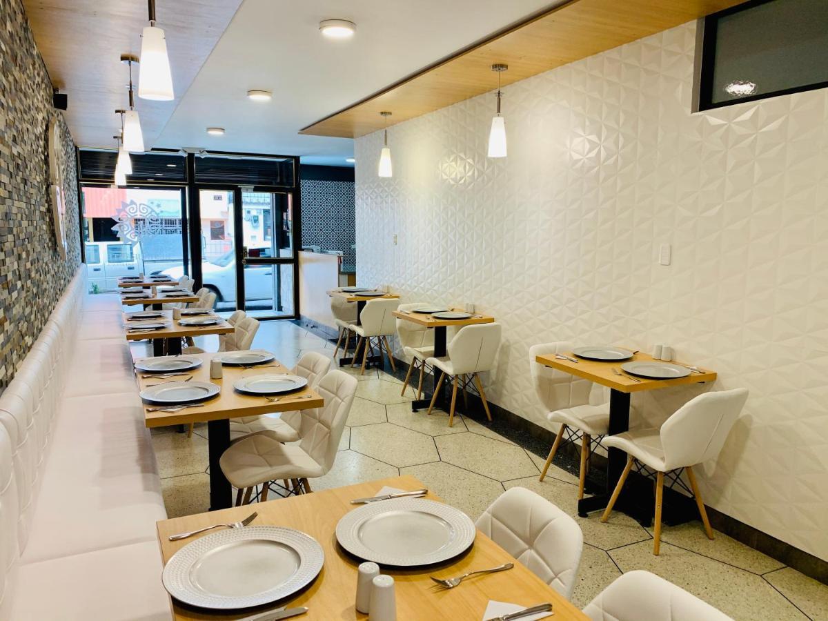 Endamo Hotel Latacunga Ngoại thất bức ảnh